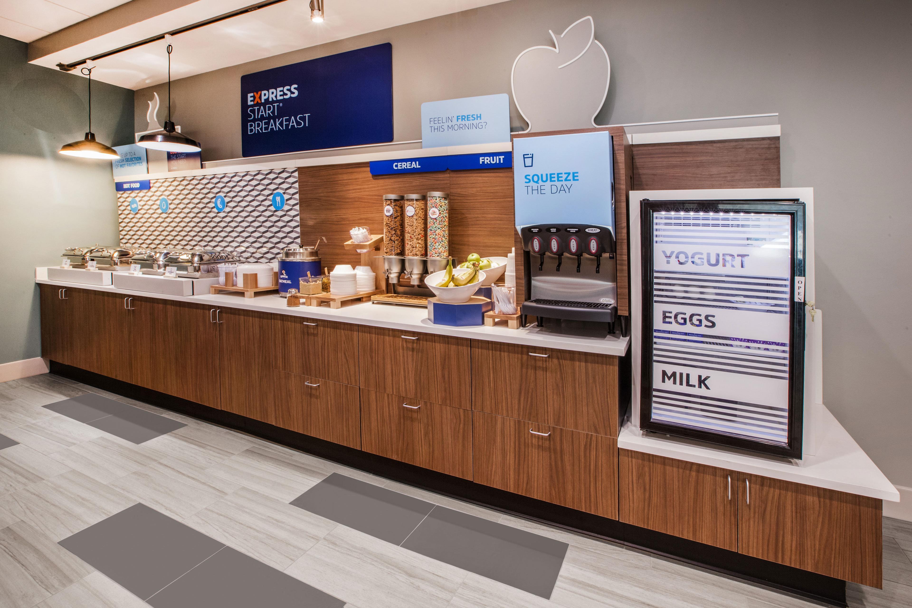 Holiday Inn Express & Suites - Tulare By Ihg Екстер'єр фото